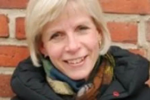 Viveka L Åhlander